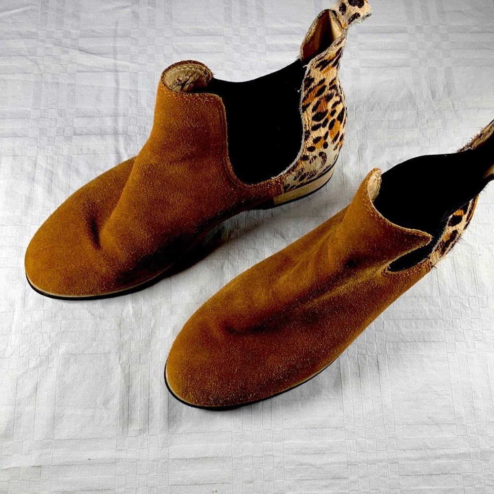 Fit in cloud ankle boots.